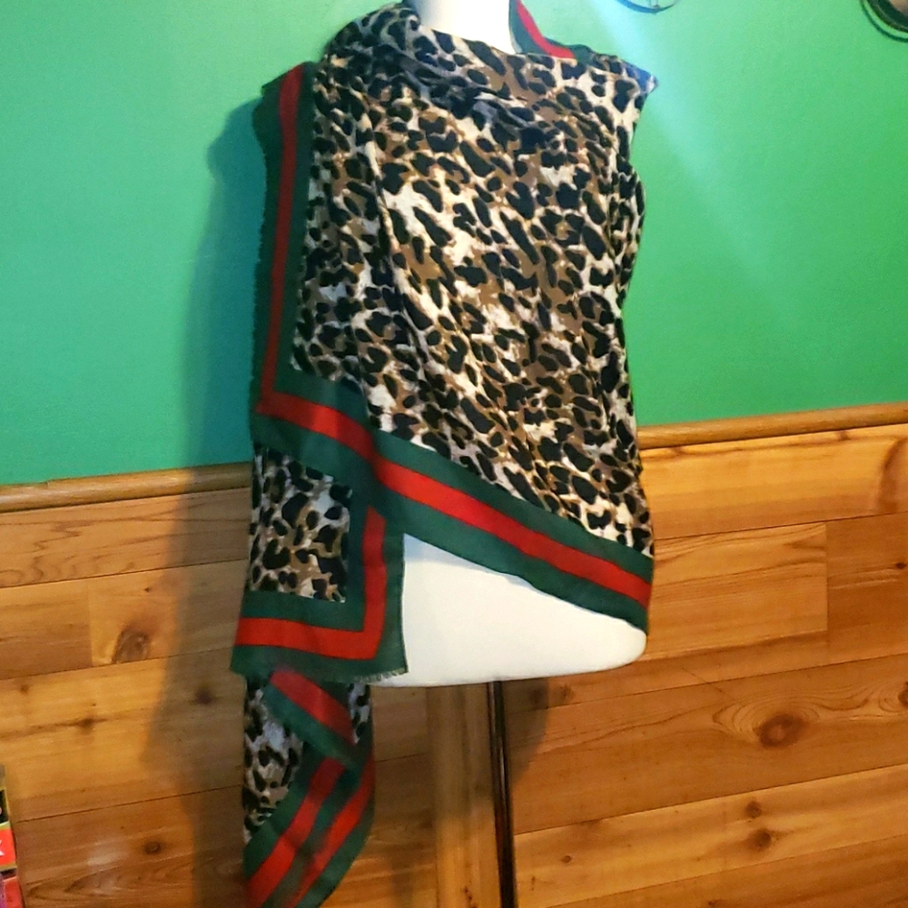 Mulberry Scarf - Picture 2 of 5